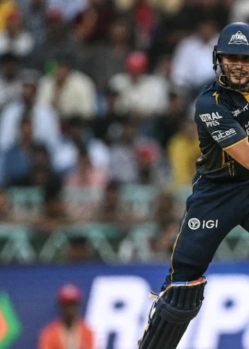 शुभमन गिल ने IPL में रचा इतिहास, विराट कोहली का रिकॉर्ड तोड़ हासिल किया ये मुकाम