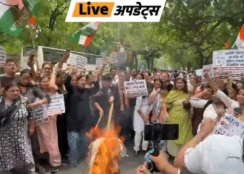 🗞️ भास्कर अपडेट्स: दिल्ली में कांग्रेस का प्रदर्शन, महिला आरक्षण पर तेज हुई सियासत