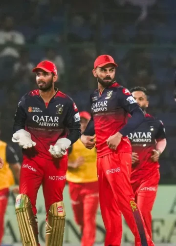 लौट आया RCB को चैंपियन बनाने वाला गेंदबाज, 12.50 करोड़ का खिलाड़ी प्लेइंग 11 में शामिल